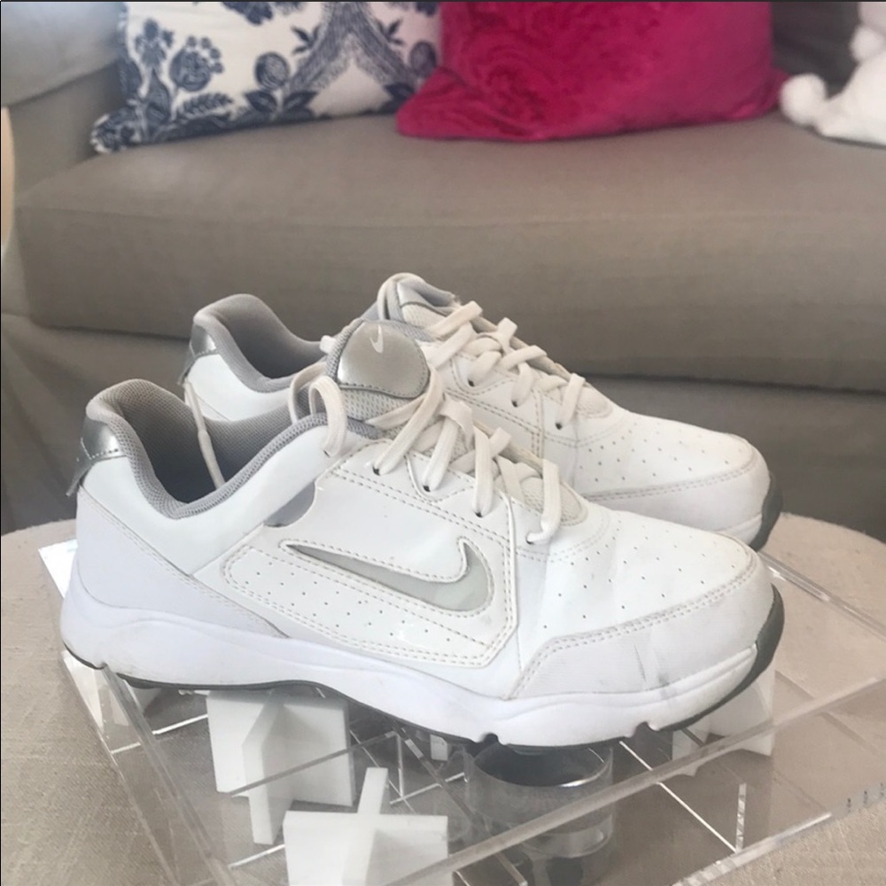 Girls golf shoes